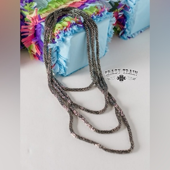 - Silver Loopty Lou necklace - Picture 4 of 4